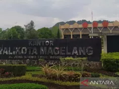 Gedung Pemkot Magelang Dipasangi Logo TNI, Kok Bisa? - GenPI.co JATIM