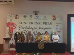 Hari Batik, Ibu Negara Iriana Jokowi Bakal Pawai Kebaya Bersama 2.500 di Solo - GenPI.co