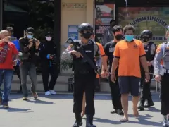 Pria di Madiun Mengaku Anggota TNI, Polisi Tak percaya - GenPI.co