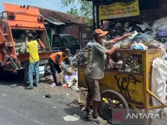 Mulai 2023, Warga Yogyakarta Dilarang Buang Sampah Anorganik ke Depo - GenPI.co JABAR