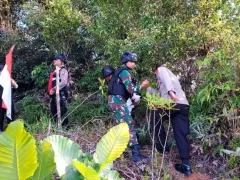 Cegah Kegiatan Ilegal, TNI-Polri Gelar Patroli di Perbatasan Indonesia - GenPI.co JATIM