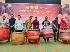Edi Rusdi Kamtono Usulkan Festival Kue Bulan Diperlombakan - GenPI.co KALTIM