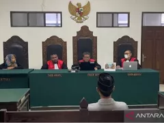 Terdakwa Korupsi RTG Lombok Barat Divonis 5 Tahun - GenPI.co