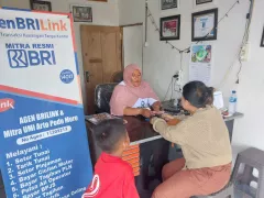 Selamatkan Masyarakat Dari Jerat Rentenir, Santi Sukses Jadi Agen BRILink & Umi - GenPI.co