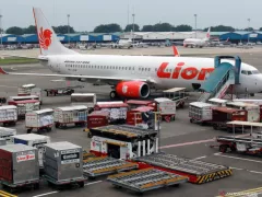 Tiket Pesawat Jakarta-Palembang Besok: Lion Air Termurah - GenPI.co