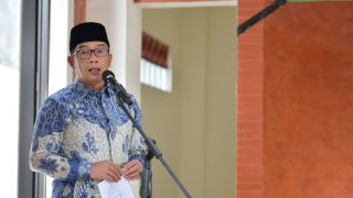 Baliho Ridwan Kamil Mejeng di Jawa Timur, Pengamat Angkat Bicara - GenPI.co