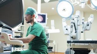 Teknologi Robotic Surgery di Indonesia Top, Pak Jokowi Bersuara - GenPI.co