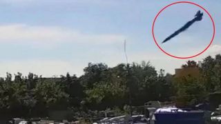 Rekaman Mengejutkan Tampilkan Detik-detik Rudal Rusia Serang Mall - GenPI.co
