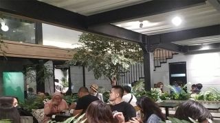 Yuk Mampir ke Libero, Kafe di Jakbar dengan Suasana Bali - GenPI.co