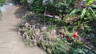 Syukurlah, Warga Kebanjiran di Solo yang Ngungsi Kembali ke Rumah - GenPI.co JATENG