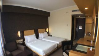 5 Rekomendasi Hotel Berbintang di Semarang, Dekat Simpang Lima - GenPI.co JATENG