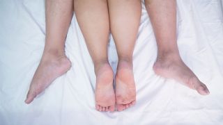 Tips untuk Suami Istri agar Ranjang Makin Menggelora dan Membara - GenPI.co JATIM
