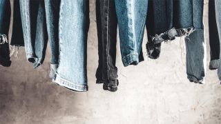 Tips Merawat Celana Jins, Bersih dan Awet - GenPI.co JATIM