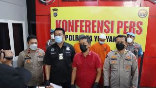 Polresta Yogyakarta Bekuk 2 Pengedar Pil Yarindo Ilegal - GenPI.co JOGJA