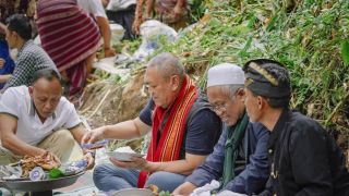 Bambang Kristiono Gerindra Kagumi Ritual Adat di Lombok - GenPI.co NTB