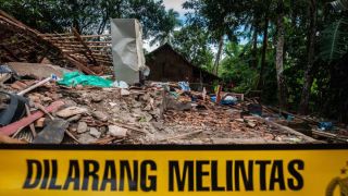 Bom Rakitan Meledak, Hancurkan Sebuah Rumah di Inhu Riau - GenPI.co RIAU