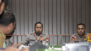 Ribuan Polisi Jaga Pertandingan PSM Makassar vs Bhayangkara FC, Wow - GenPI.co SULSEL