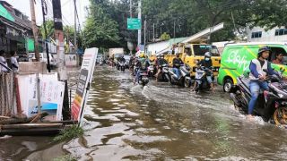 Sebagian Wilayah Sumsel Diguyur Hujan, BMKG Peringatkan Potensi Banjir - GenPI.co SUMSEL