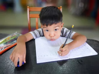 Anak yang Tertekan dengan Prestasi Akademis Sulit Membangun Kecakapan Hidup - GenPI.co JABAR