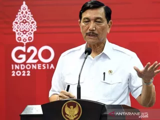 Jelang KTT G20, Luhut Ingatkan Menhub untuk Tambah Alokasi Tiket Pesawat ke Bali - GenPI.co JATIM