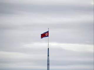 Ngeri, Korea Utara Ngajak Perang Menembakkan 130 Rudal Altileri - GenPI.co JATIM