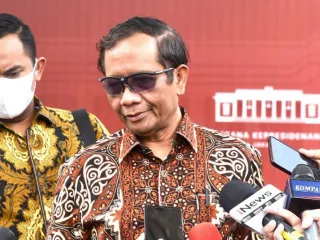 Mahfud MD Jadi Alternatif Jokowi Jika Ganjar Kandas, Kata Zaki Mubarak - GenPI.co JABAR