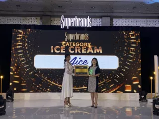 Sukses Bangun Loyalitas Konsumen, AICE Sabet Superbrands Award 2022 - GenPI.co JABAR