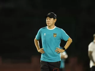 Lawan Palestina dan Argentina, Shin Tae Yong Fokus Latihan Fisik - GenPI.co JABAR