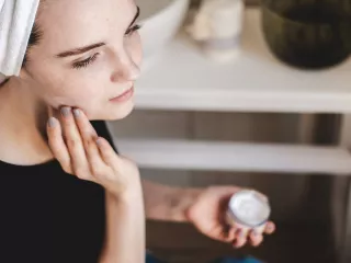 3 Sunscreen Terbaik dengan Perlindungan Maksimal, Bagus untuk Aktivitas Sehari-hari - GenPI.co