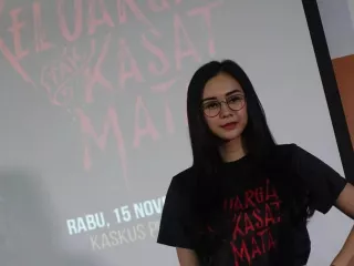 Aura Kasih Sebut Anaknya Tidak Pernah Menanyakan Eryck Amaral - GenPI.co