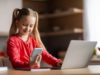 Lindungi Anak dari Bahaya Internet, Yunani Luncurkan Aplikasi Kids Wallet - GenPI.co