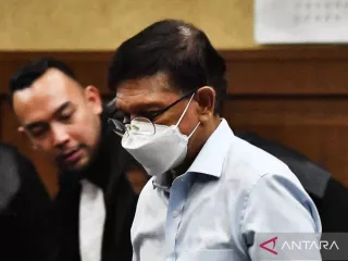 PK Korupsi BTS Ditolak, Johnny Plate Tetap Dipenjara 15 Tahun & Denda Rp1 Miliar - GenPI.co KALBAR