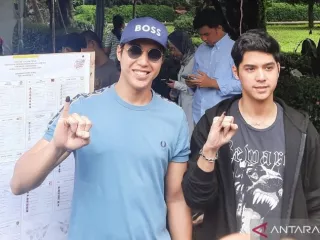 Ahmad Dhani Sindir Maia Estianty, El Rumi Tutup Mulut - GenPI.co BANTEN