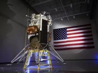 Pesawat Ruang Angkasa Swasta Amerika Serikat Memasuki Orbit di Sekitar Bulan - GenPI.co JATENG