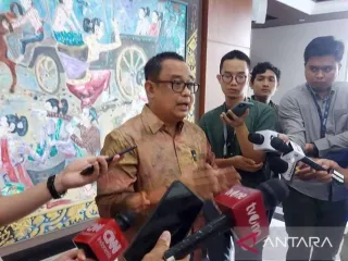 Jokowi Kaji Nama Calon Pansel KPK, Ari Dwipayana: Diumumkan Bulan Ini - GenPI.co JABAR