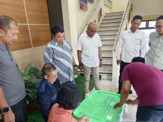 KPU Denpasar Bantah Kelebihan Surat Suara Seperti Gugatan PHPU Pilpres 2024 - GenPI.co