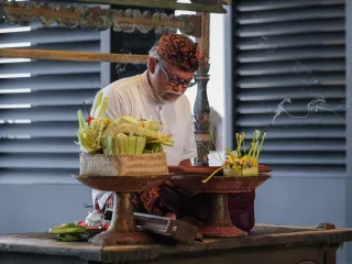 Naskah Zaman Majapahit Dipamerkan oleh Apurva Kempinski Bali - GenPI.co BALI