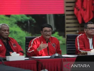 PDIP: Djarot, Ahok, dan Andika Perkasa Masuk Bursa Pilkada DKI Jakarta - GenPI.co JABAR