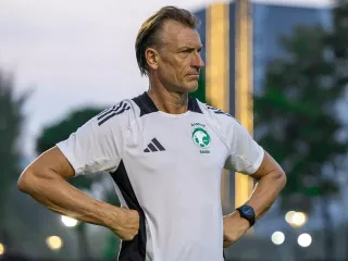 Lawan Timnas Indonesia, Herve Renard Senang Arab Saudi Jadi Tuan Rumah - GenPI.co