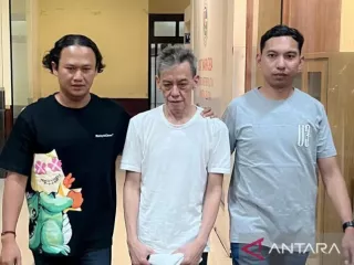 Didampingi Istri saat Sidang, Fariz RM: Sekalian Menjenguk - GenPI.co JABAR