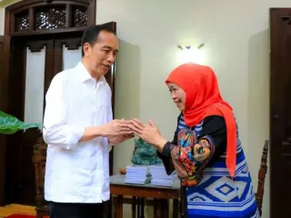 Bertemu Jokowi, Khofifah Indar Parawansa: Dawuh Beliau Sangat Memotivasi - GenPI.co