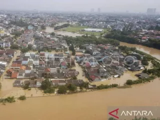 Banjir di Bekasi dan Bogor, BPBD Jabar Kirim Tim Penyelamat - GenPI.co