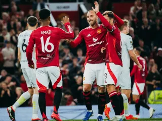 Christian Eriksen Optimistis Hengkang dari Manchester United - GenPI.co