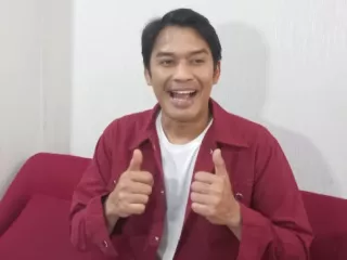 Tidak Bareng Istri, Dicky Difie Liburan ke Jepang Bersama Andre Taulany - GenPI.co KALBAR