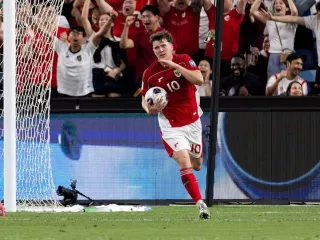 Hasil Indonesia vs Bahrain: Gol Ole Romeny Bawa Garuda Menang! - GenPI.co