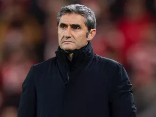 Athletic Bilbao Dibantai Manchester United, Ernesto Valverde Kritik Wasit - GenPI.co