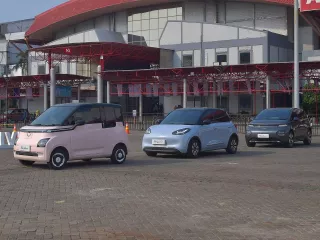 Hadir di PEVS 2025, Wuling Bagi-bagi Promo Menarik - GenPI.co JATIM
