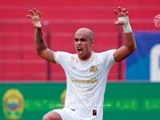 Arema FC Lepas 2 Pemain Asing Andalan Jelang Akhir Musim - GenPI.co JATIM