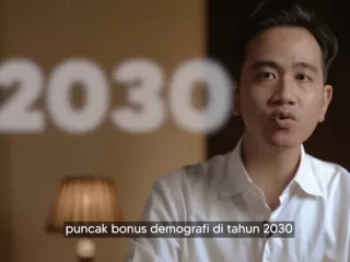 Gibran Diminta Setop Bikin Monolog YouTube, Pengamat: Mending Bagi-Bagi Susu - GenPI.co
