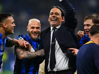 Inter Milan Menang Dramatis dari Barcelona, Simone Inzaghi Puji Mental Pemainnya - GenPI.co